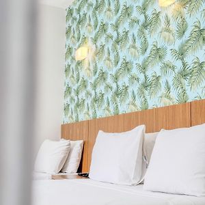Economy Triple Room
